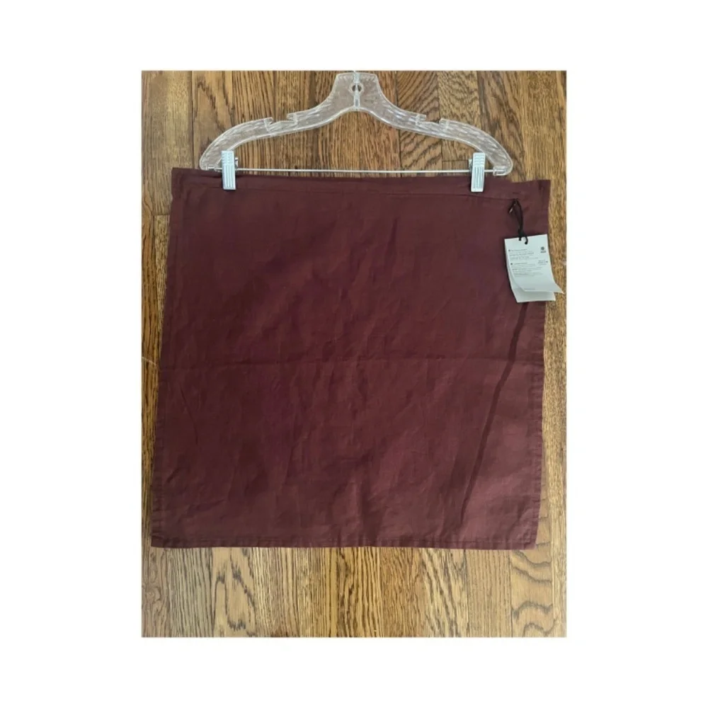 NWT West Elm Linen 20x20 square zip Maroon contemporary pillow covers shams
